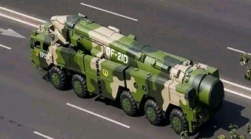 two missiles DF